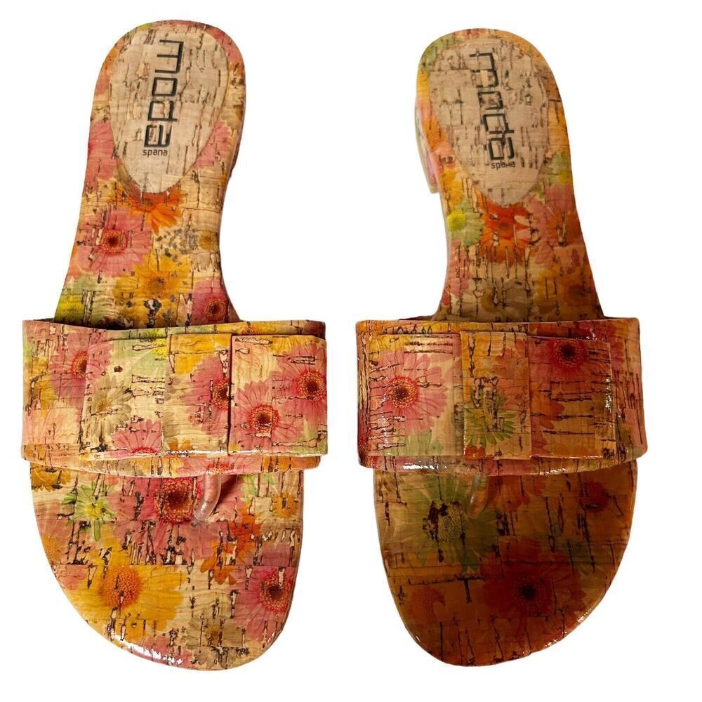 Moda Spana Size 7.5 Floral Slide Sandals Has Flaw